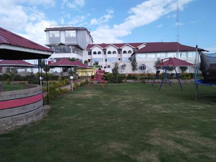Newstead Hotel Naivasha Exterior photo