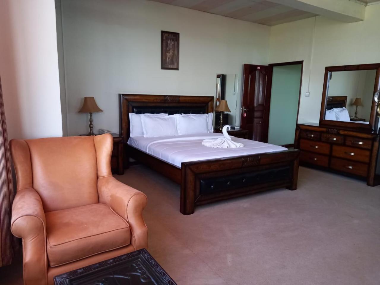 Newstead Hotel Naivasha Exterior photo